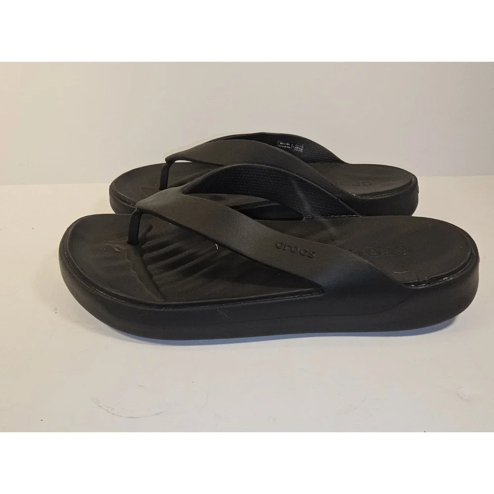 Crocs Black Getaway Sandal Platform Chunky Flip Flops Women's Size 8 - Picture 6 of 7